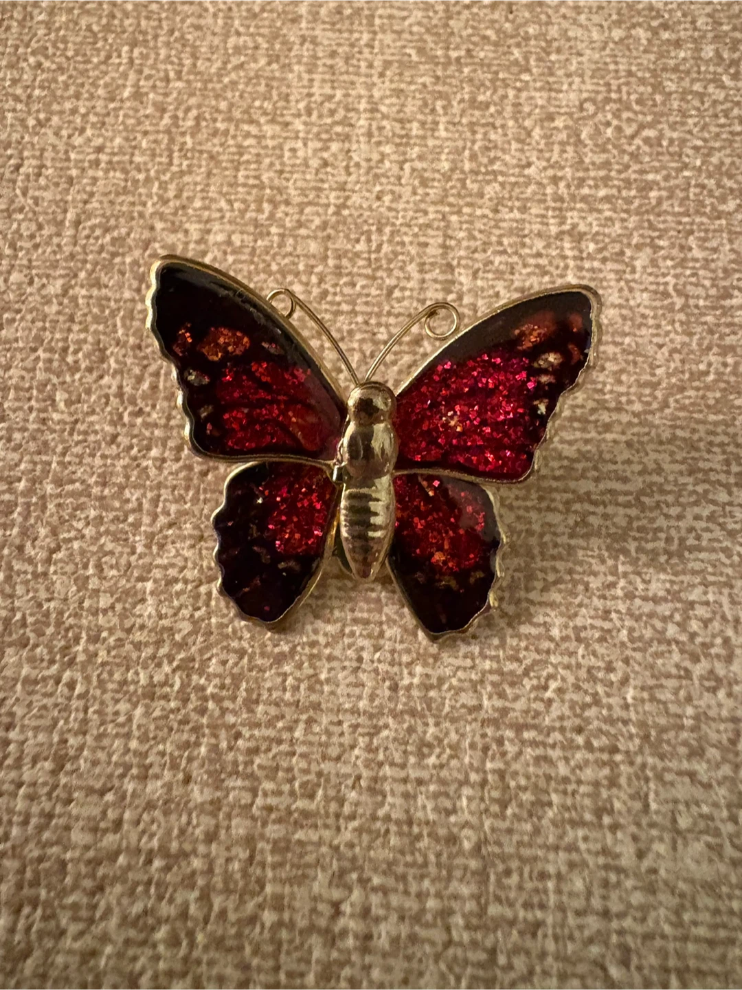 Red Glitter Butterfly Brooch – Gold-Tone Pin