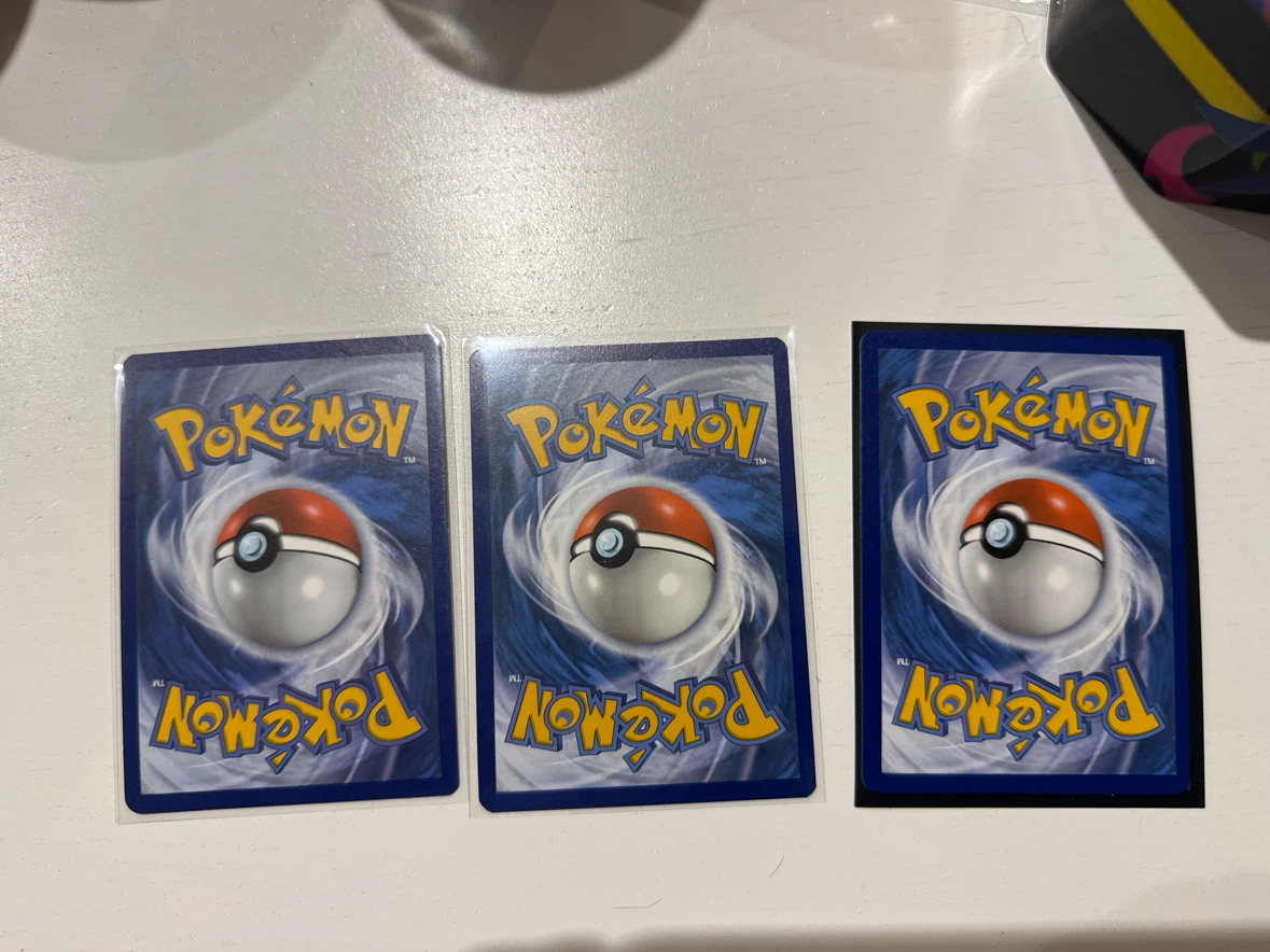 Pokemon Cards: 2x Mew, 1x Shining Magikarp - photo 2