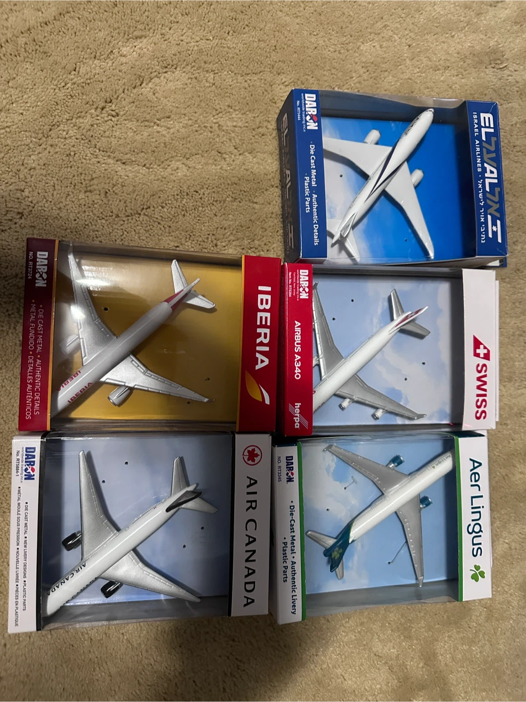 Daron toy model planes (BRAND NEW)