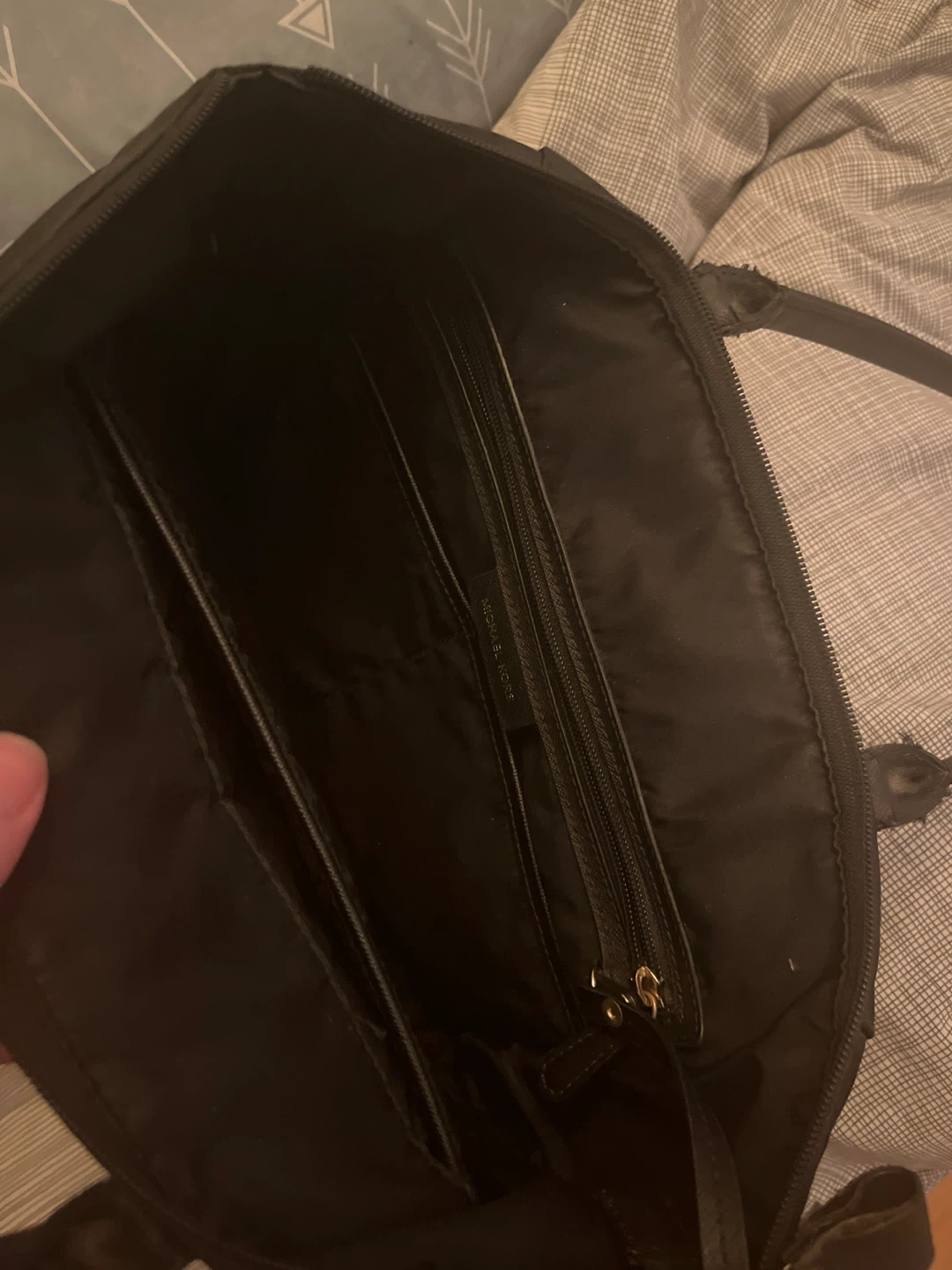 Michael Kors Black Tote Bag - photo 2