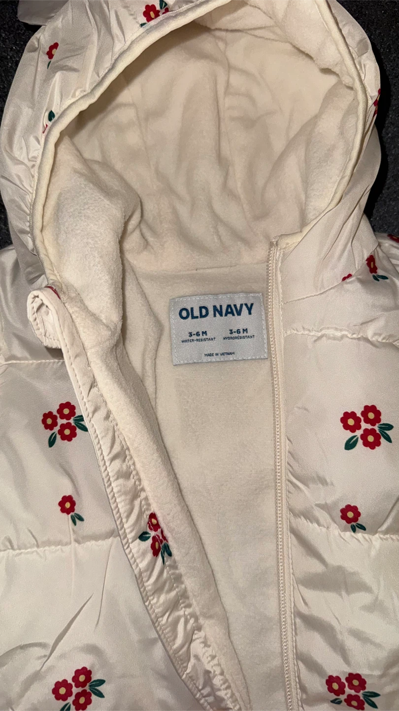 Old Navy Baby Snowsuit – 3–6M - photo 2