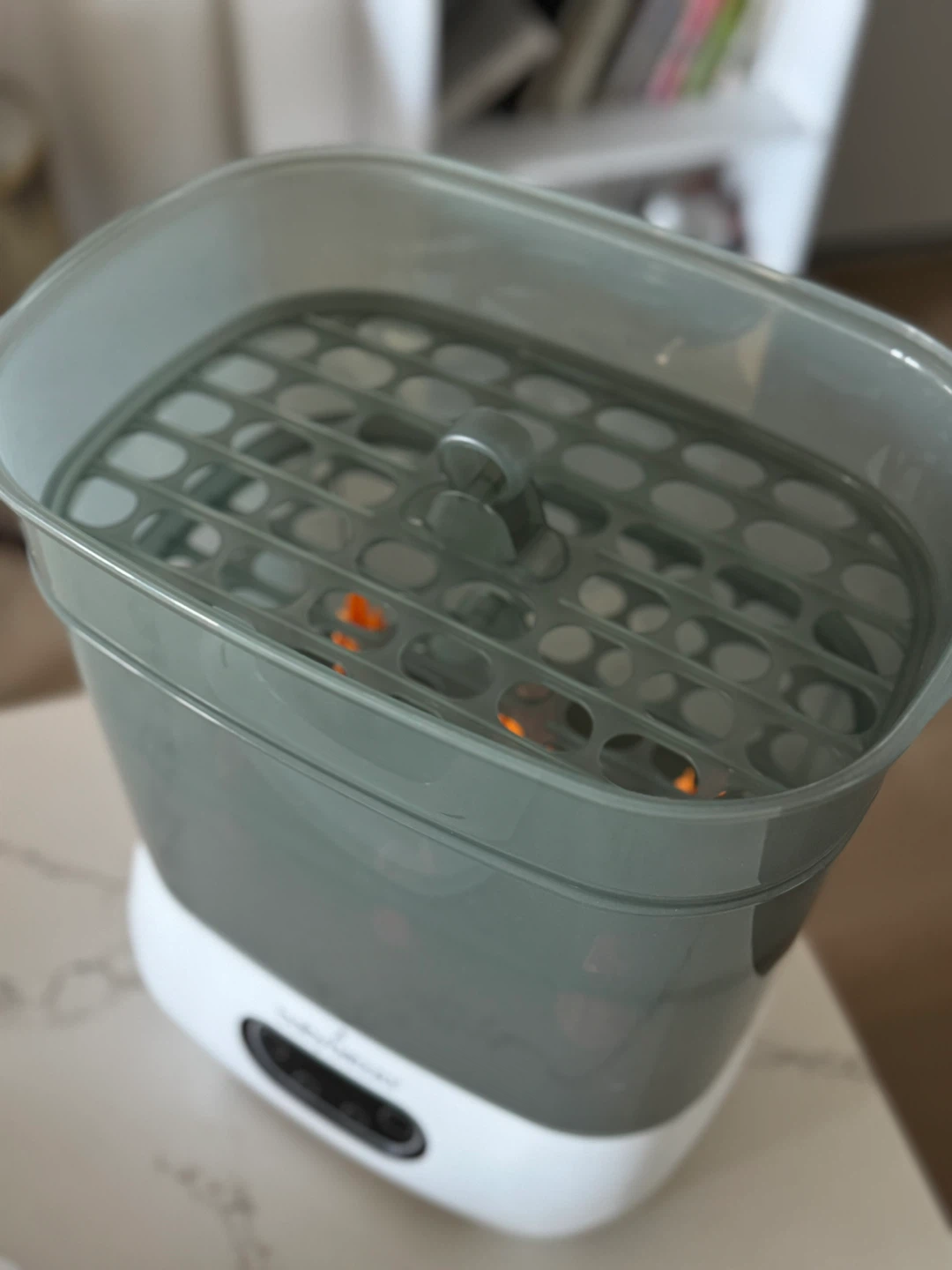 Baby Brezza Bottle Sterilizer & Dryer - photo 3