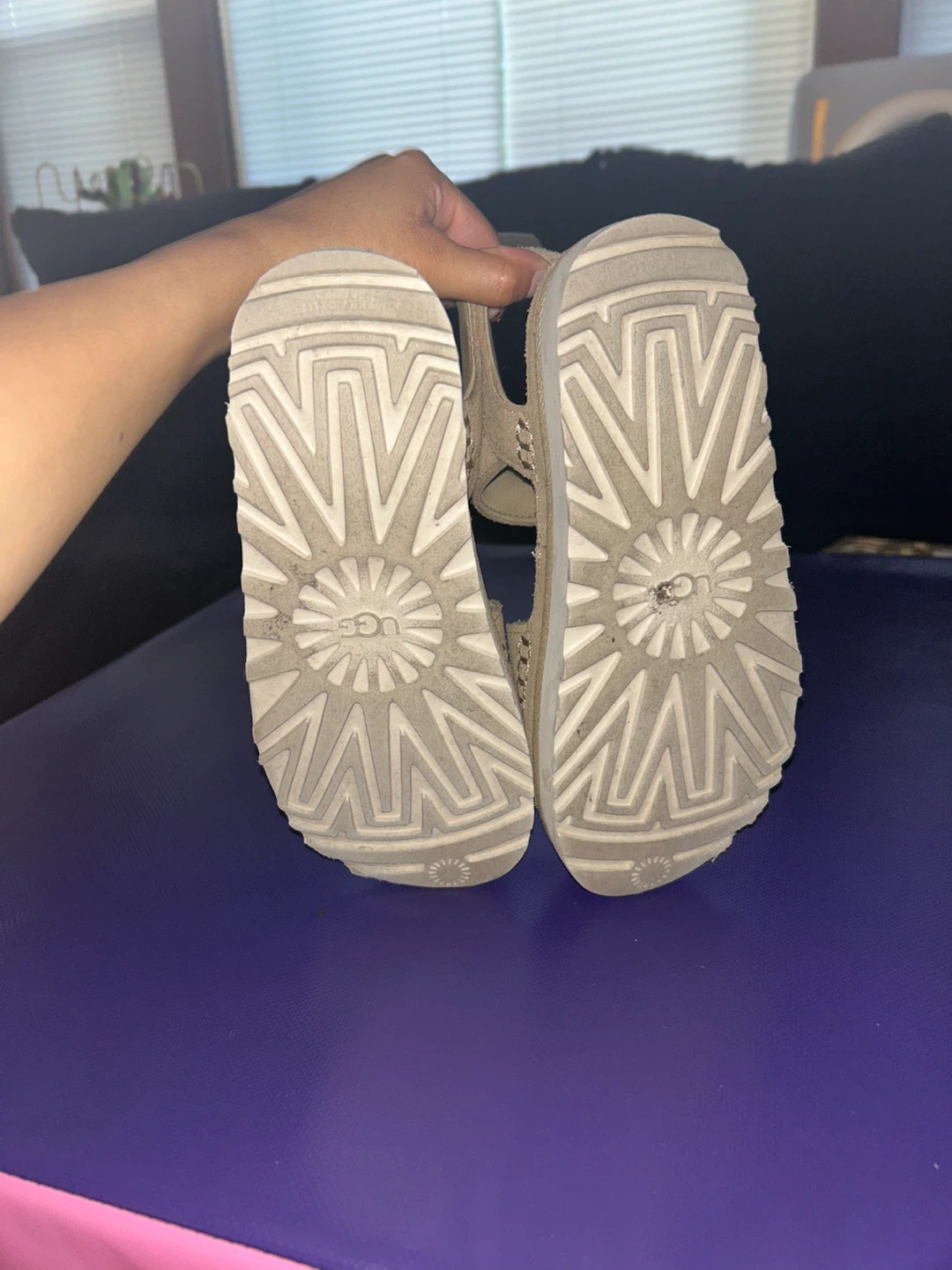 UGG Sandals Tan Suede size 6 - photo 3