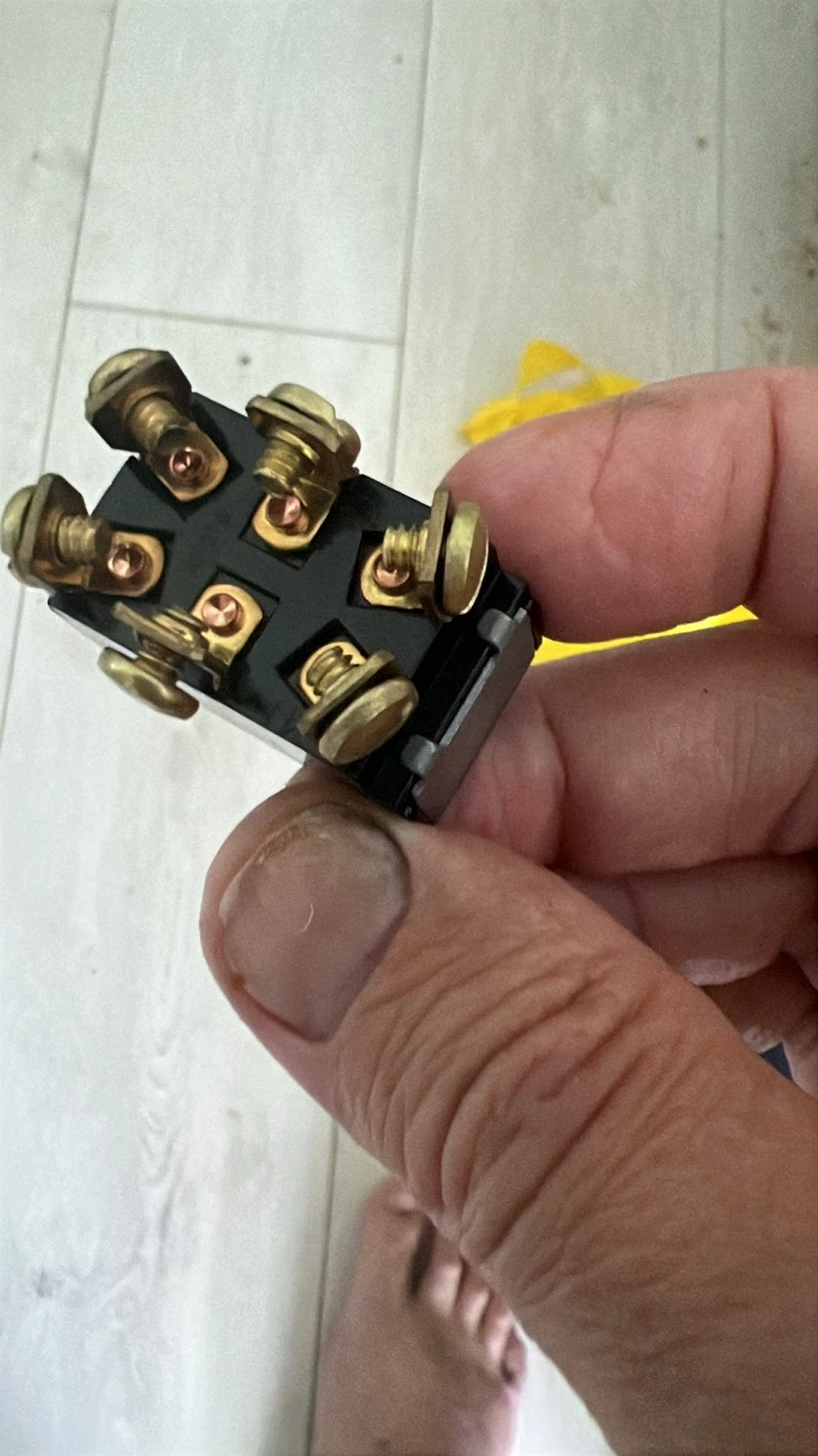 Toggle Switch - photo 2