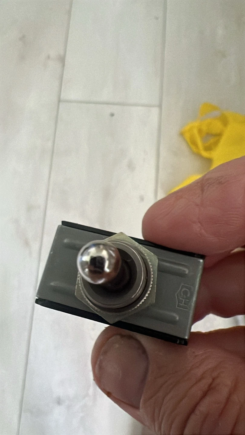 Toggle Switch - photo 3