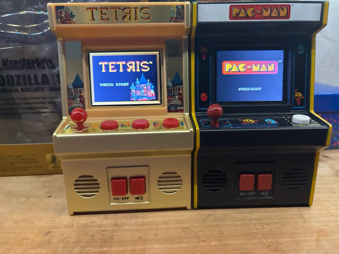 Pac-Man & Tetris Mini Arcade Games - photo 5