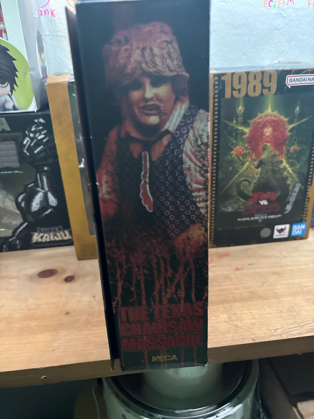 NECA The Texas Chainsaw Massacre Leatherface Action Figure - photo 2