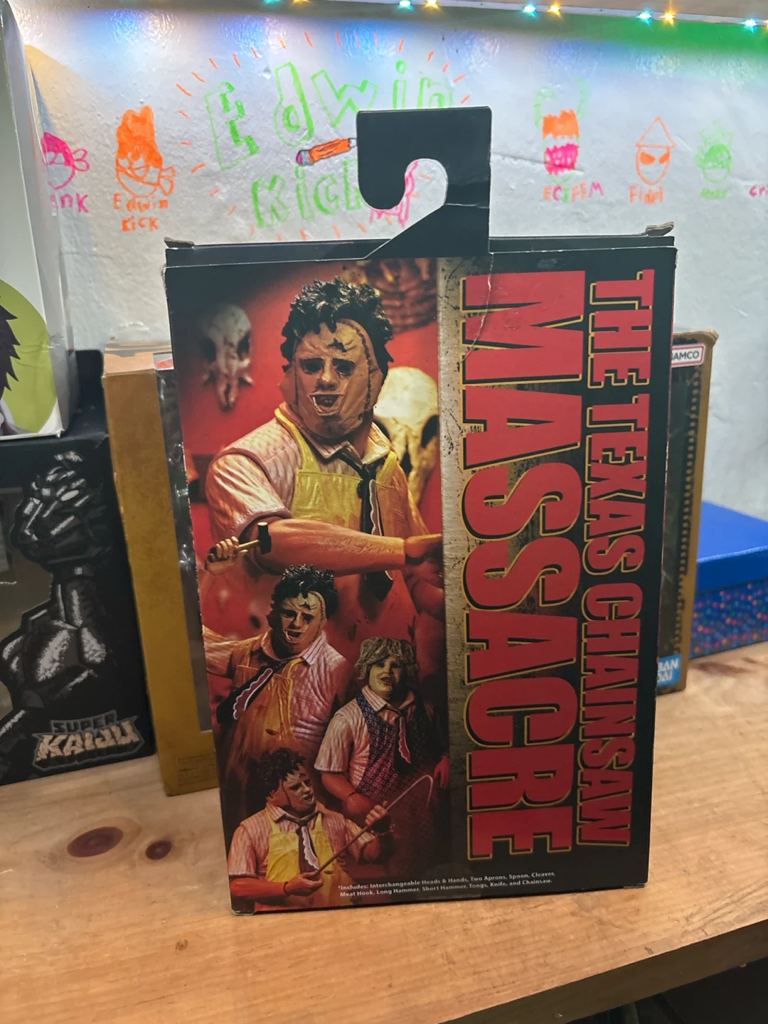 NECA The Texas Chainsaw Massacre Leatherface Action Figure - photo 3