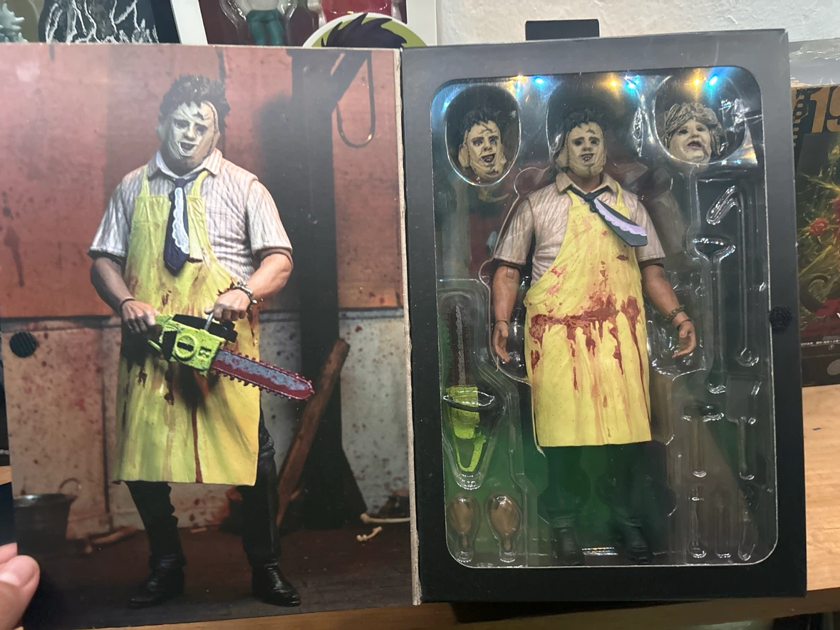 NECA The Texas Chainsaw Massacre Leatherface Action Figure - photo 5