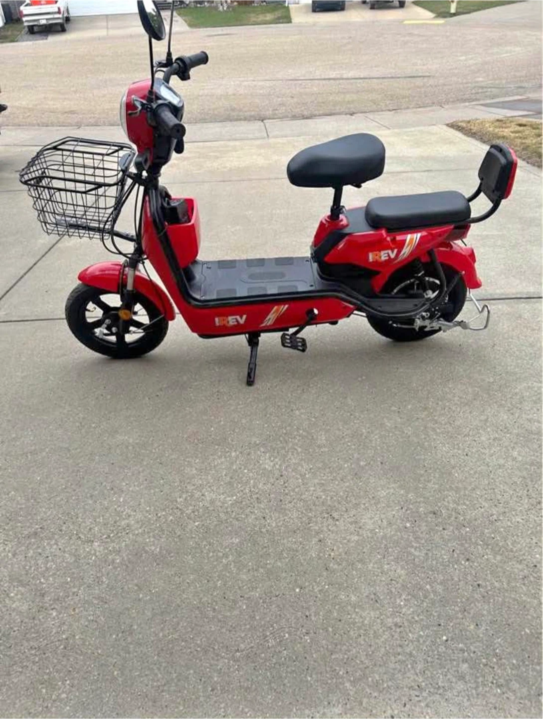Red Electric Scooter with Basket and seat - photo 2