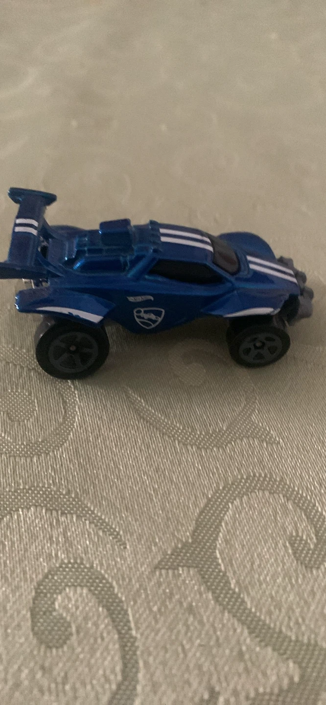 Hot Wheels Blue Rocket League Octane Toy Car - photo 2