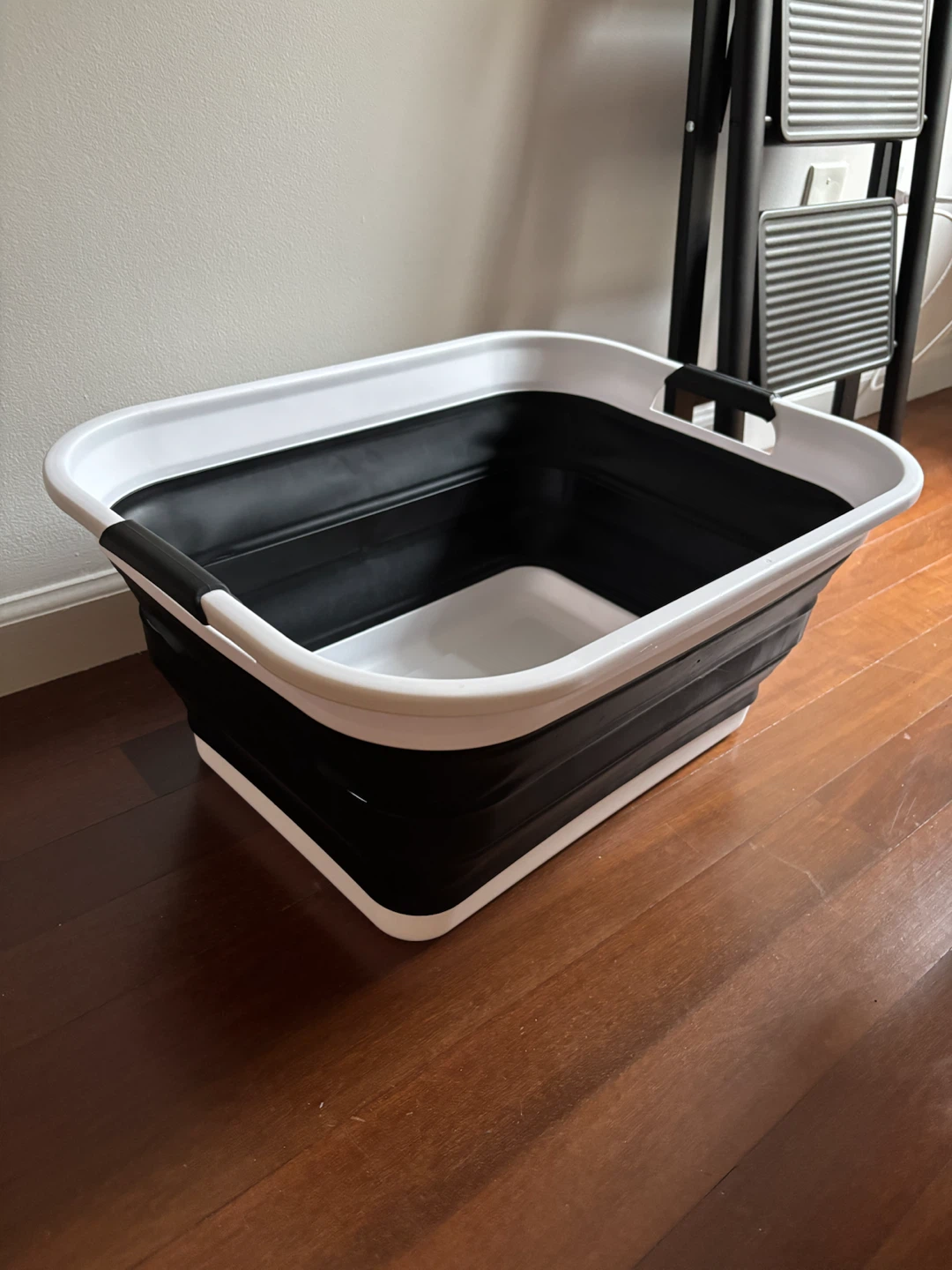 Collapsible Laundry Basket