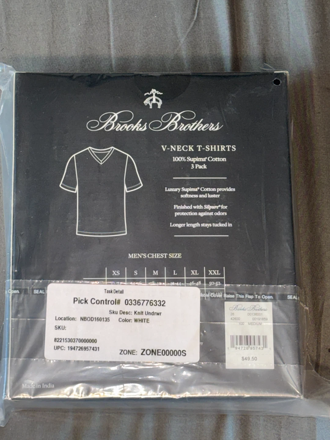 Brooks Brothers Men's V-Neck T-Shirts - Medium - 3 Pack - photo 3
