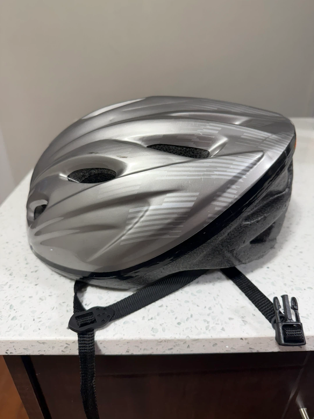 Bell Silver Cycling Helmet - photo 2