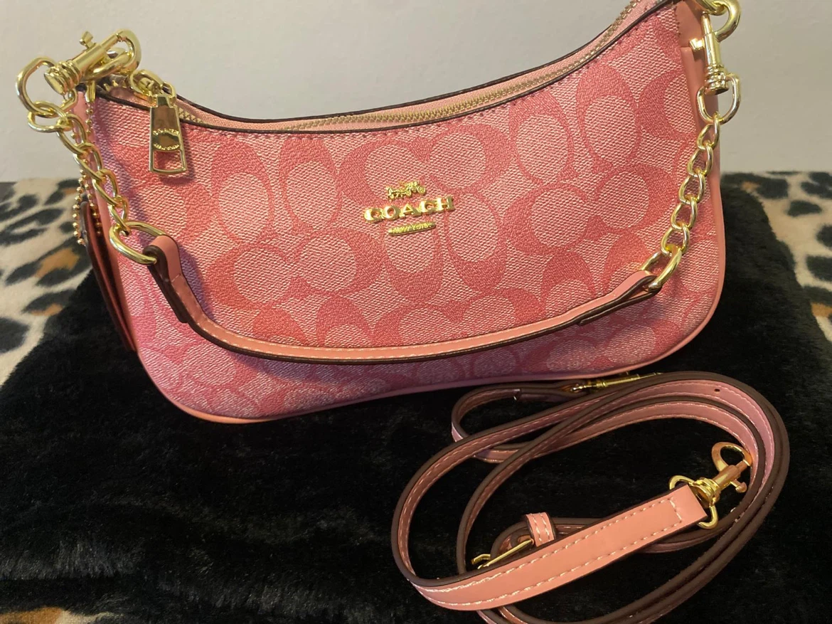 Coach Pink Teri Shoulder Bag - photo 5