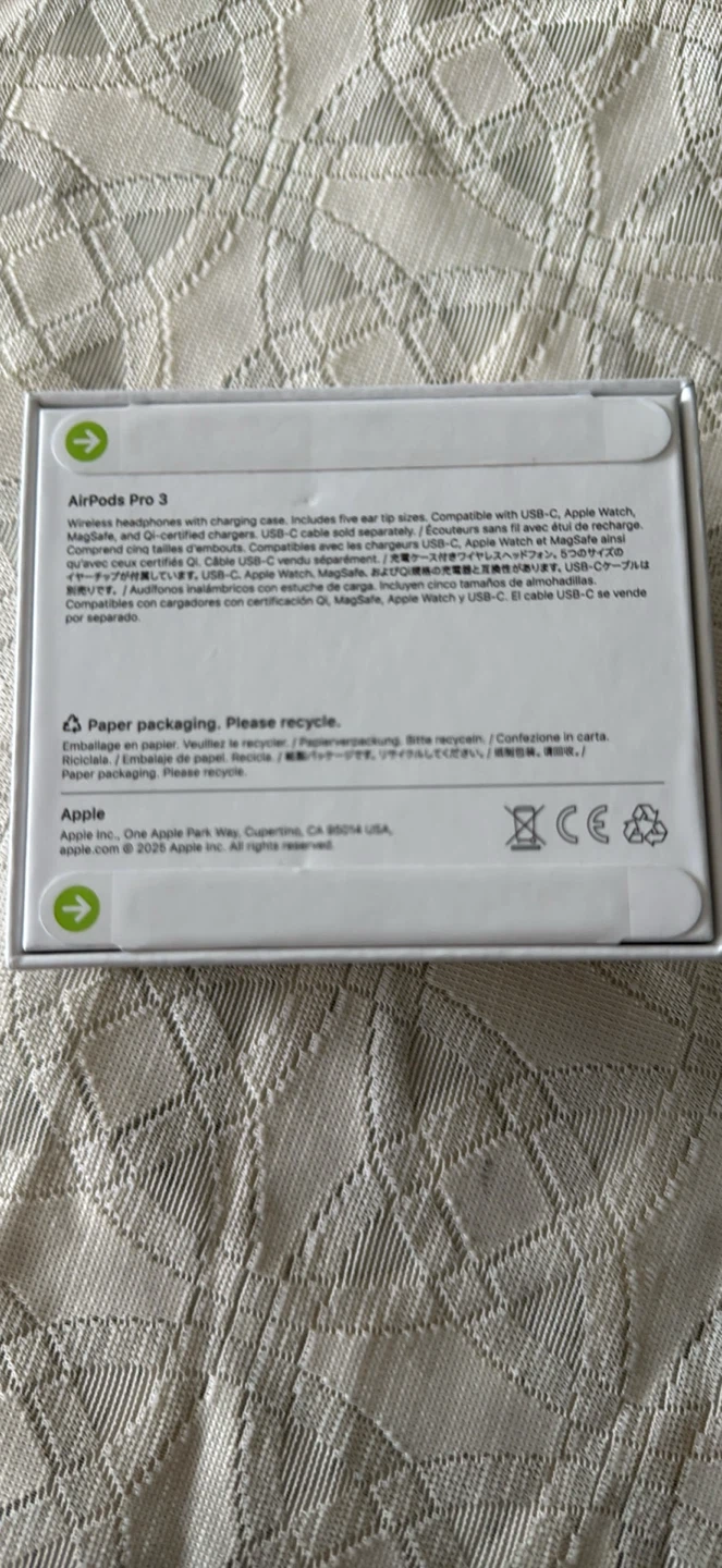 Apple AirPods Pro (3rd Gen) with Charging Case - photo 2