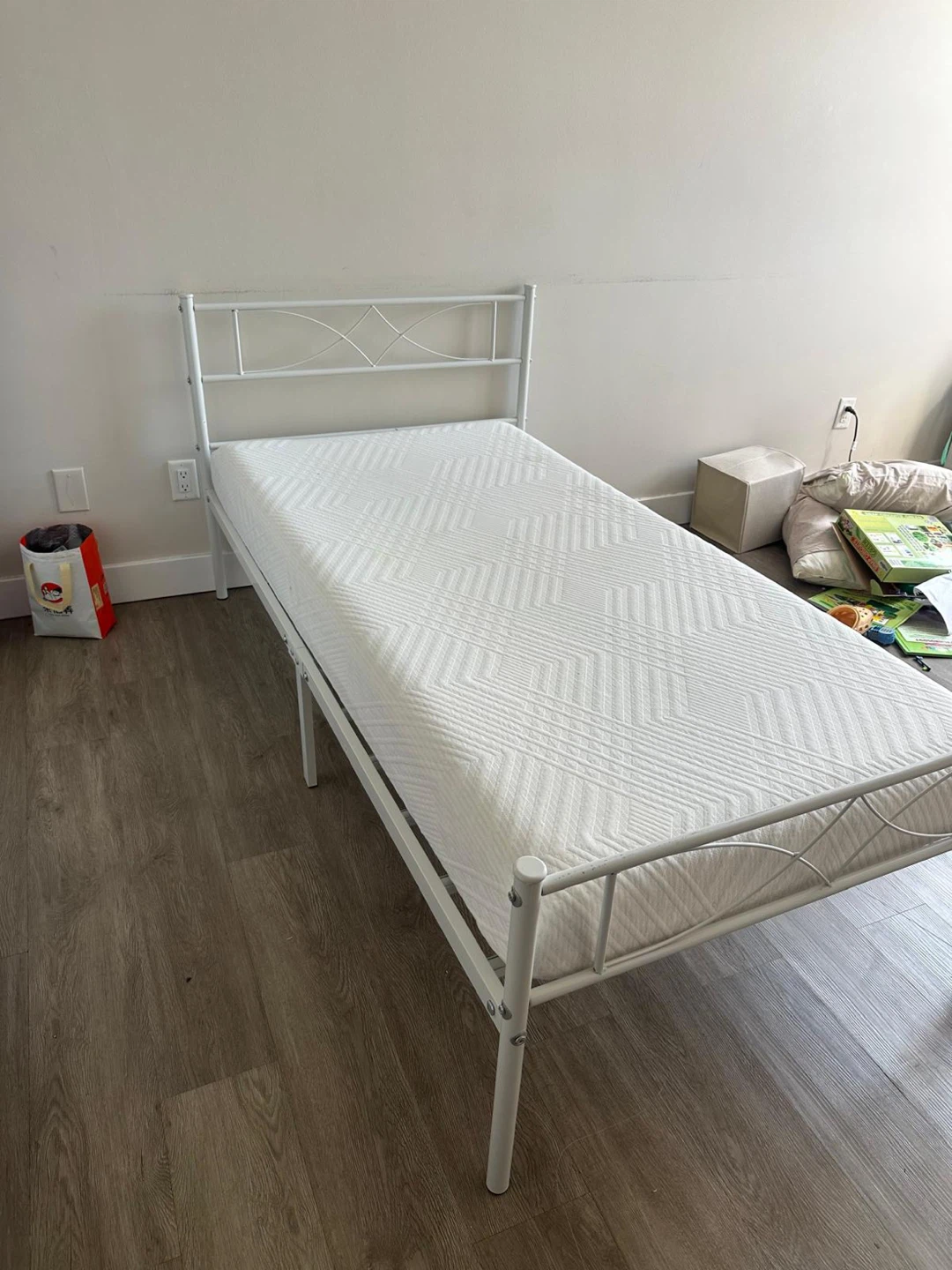 Metal Twin Bed Frame with Mattress