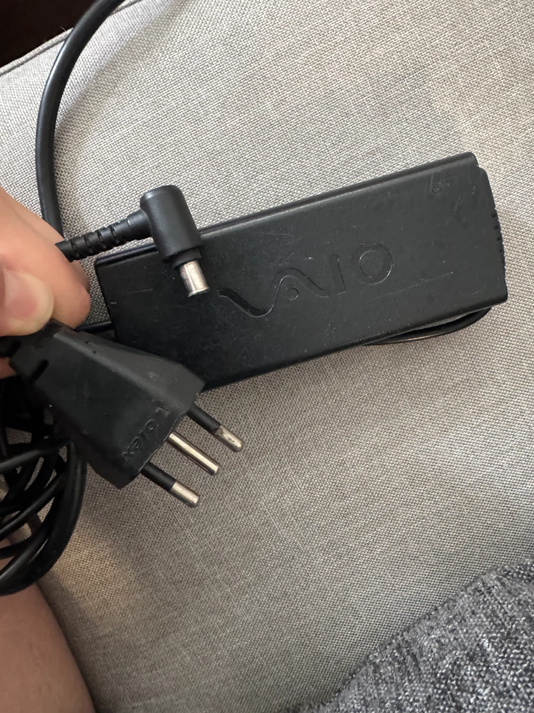 Sony VAIO AC Adapter PA-1900-11SB VGP-AC19V36