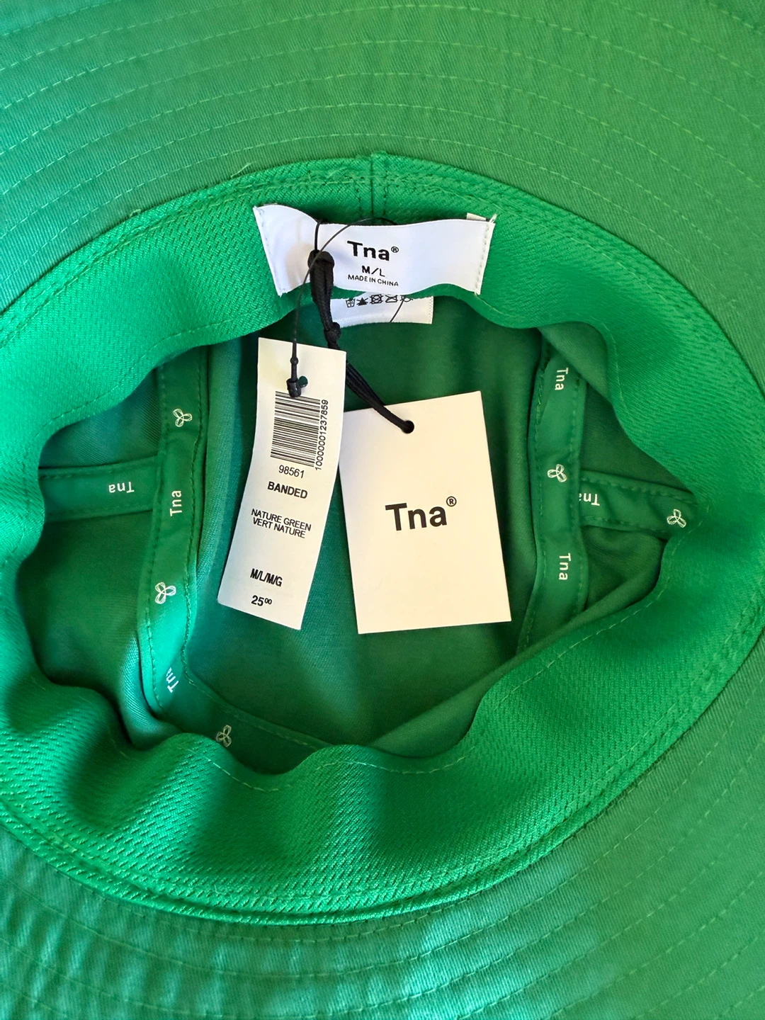 Aritzia Bucket Hat Size M/L NEW