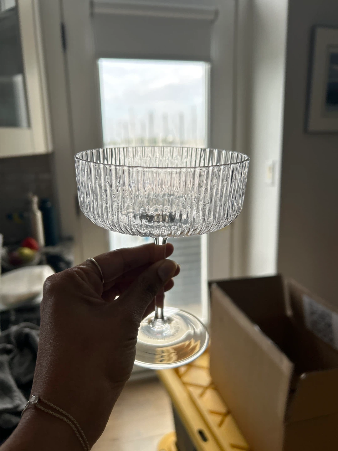 Set of 2 Clear Ribbed Coupe Glasses - photo 2