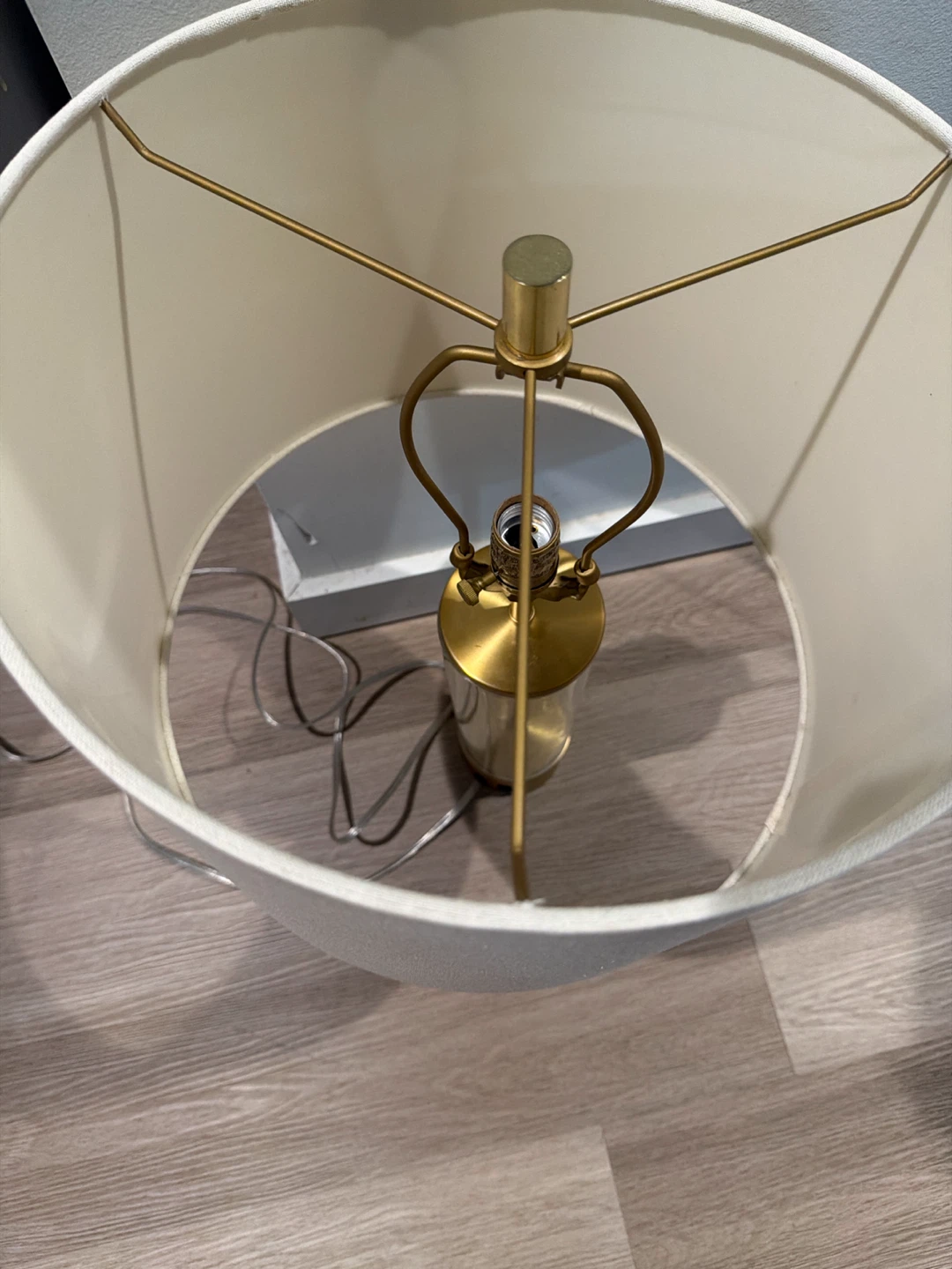 Gold and Clear Glass Table Lamp - photo 3