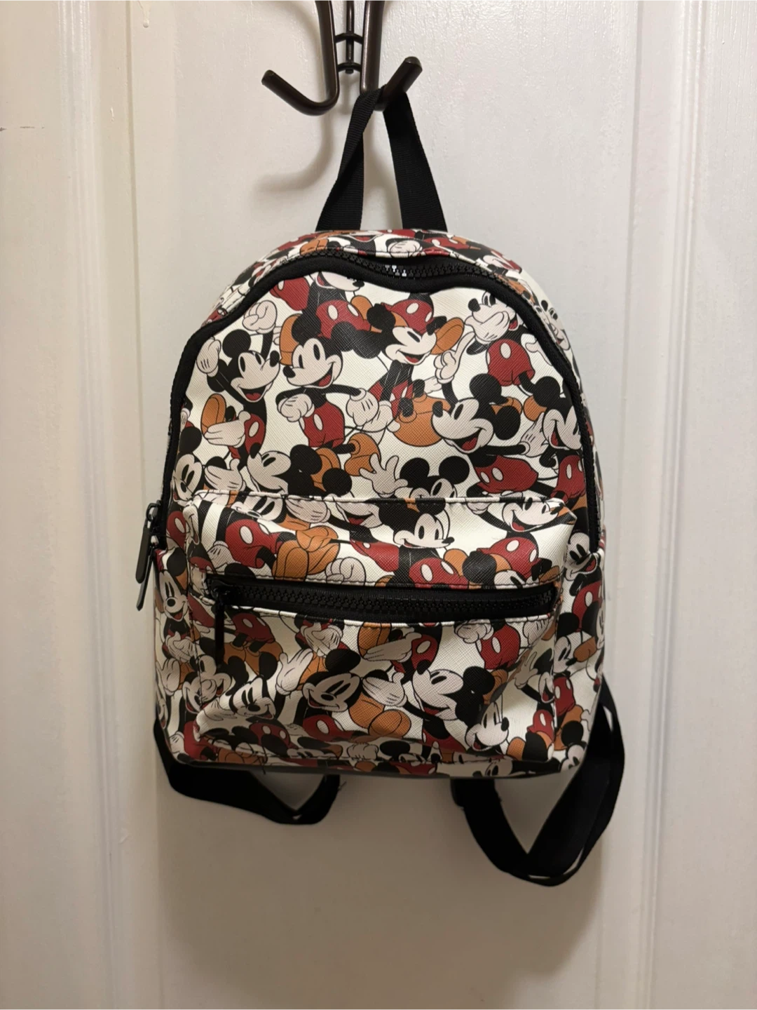 BIOWORLD Disney Mickey Mouse Backpack