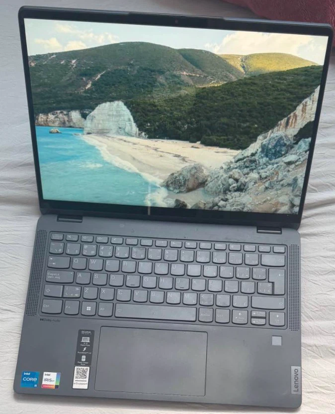 Lenovo Laptop - Intel Core i5 - photo 3