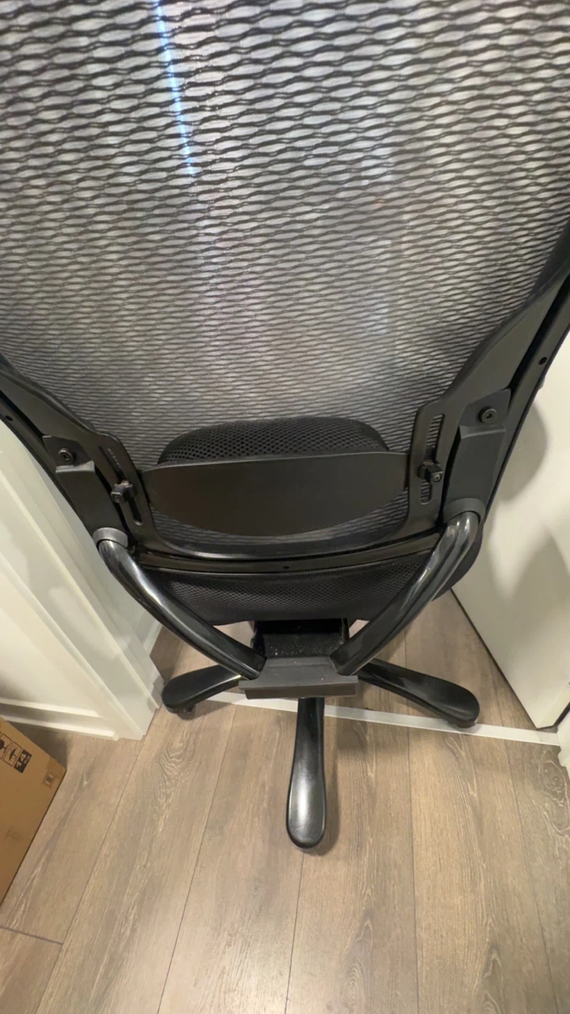 Black Ergonomic Office Chair - photo 4