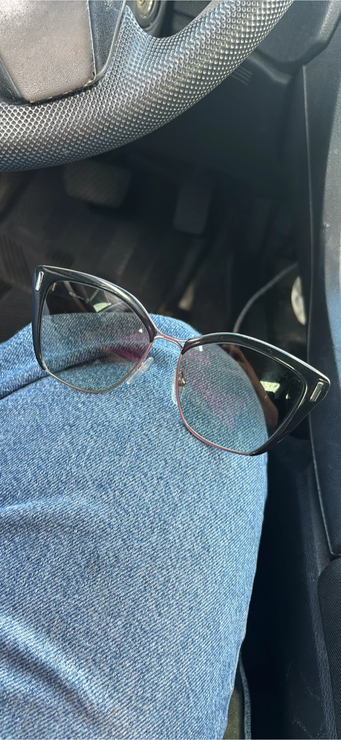 Prada Sunglasses - photo 4