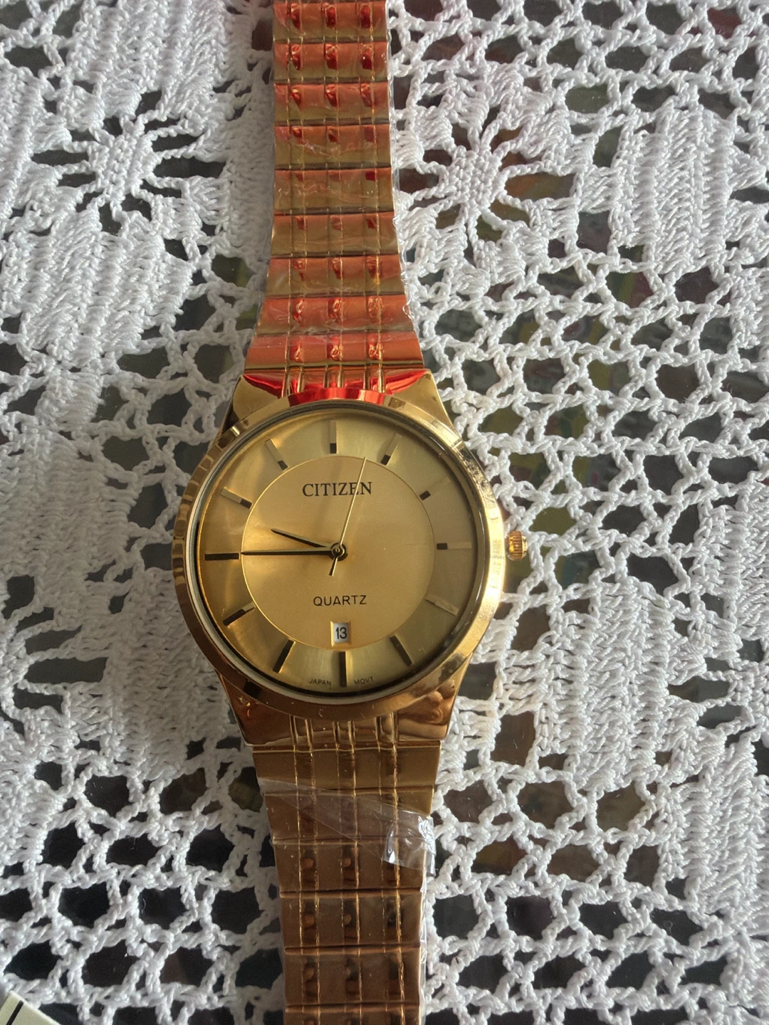 Citizen Quartz Watch - Gold Tone - photo 2