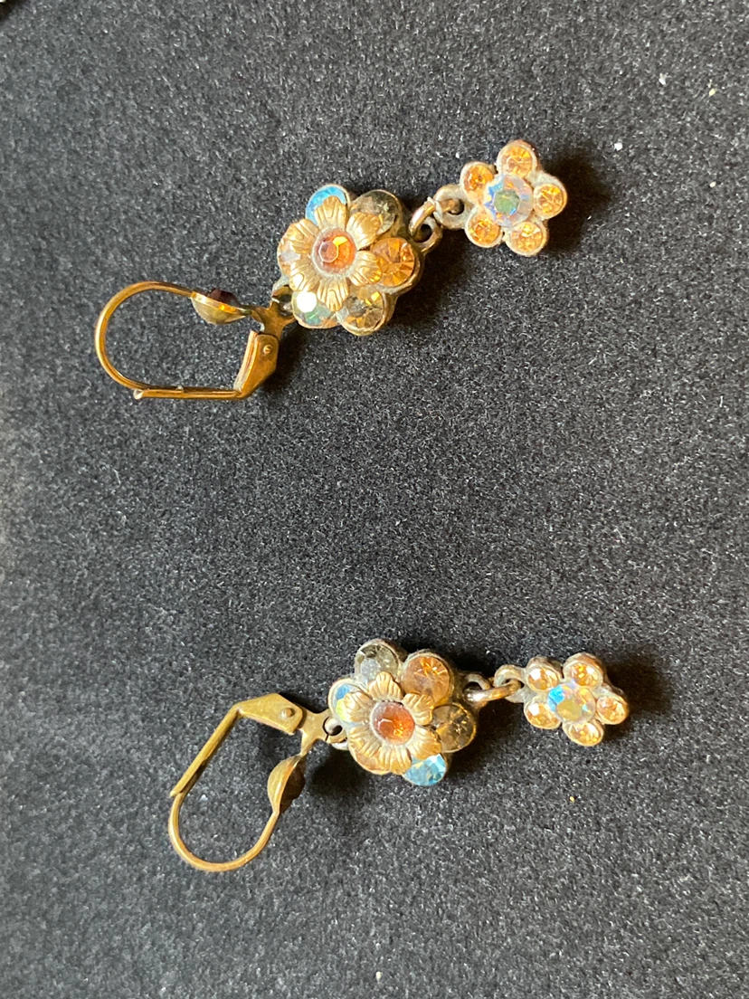 Vintage Dangly Flower Earrings