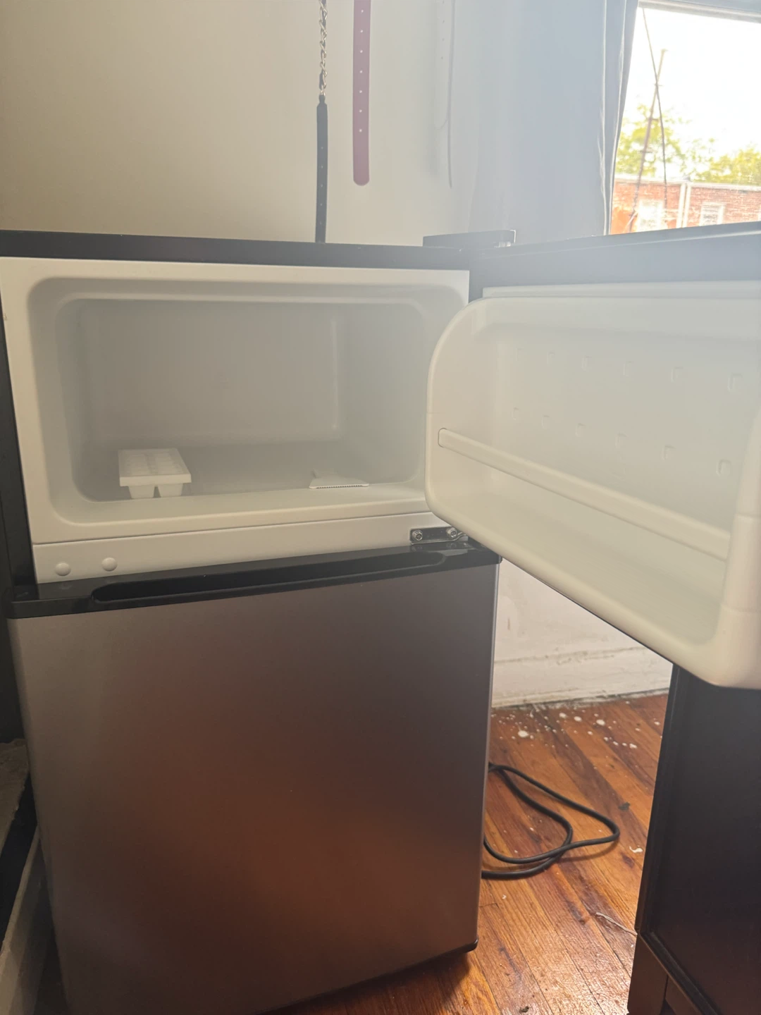 Compact Mini Fridge - photo 2