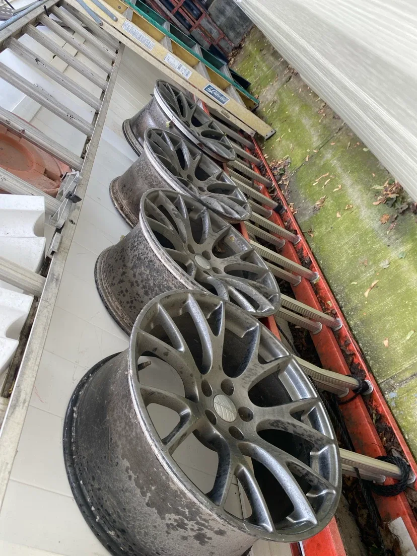 Set of 4 Alloy Wheels