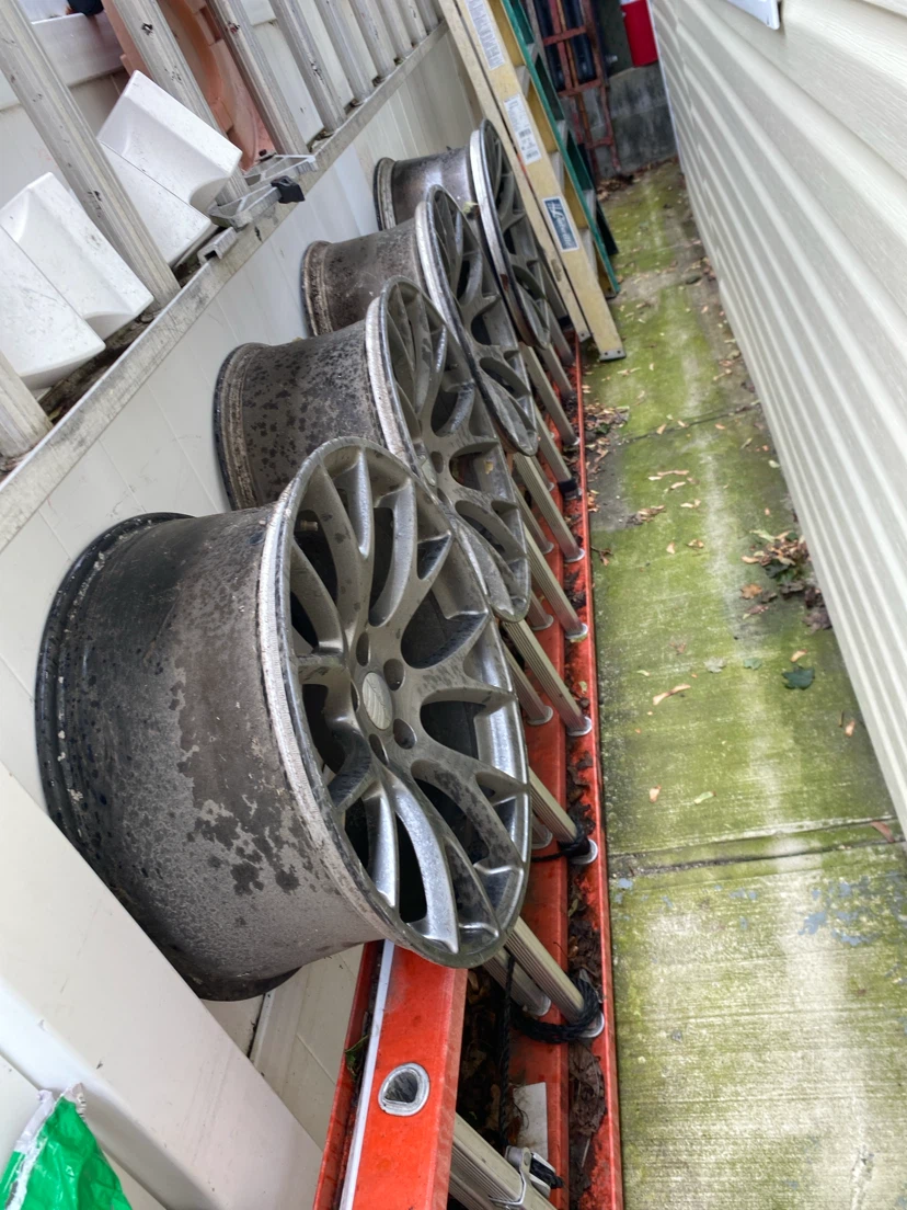 Set of 4 Alloy Wheels - photo 2