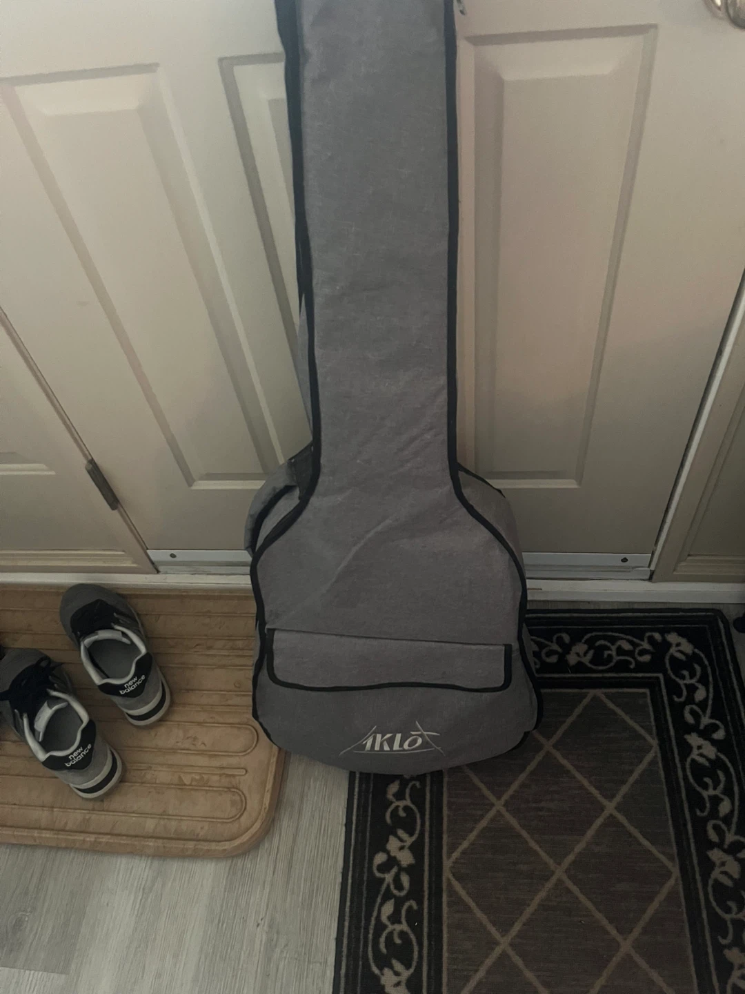 AKLO Acoustic Guitar with Gig Bag - photo 4