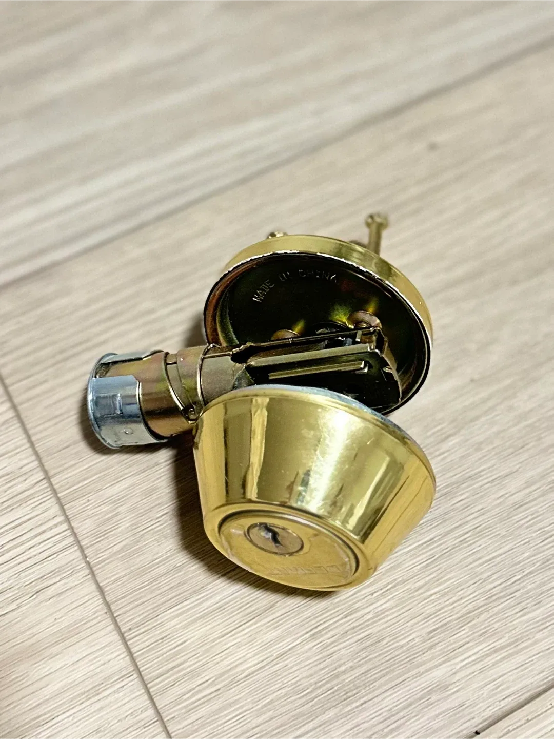 Defiant Deadbolt Gold with Keys - photo 2