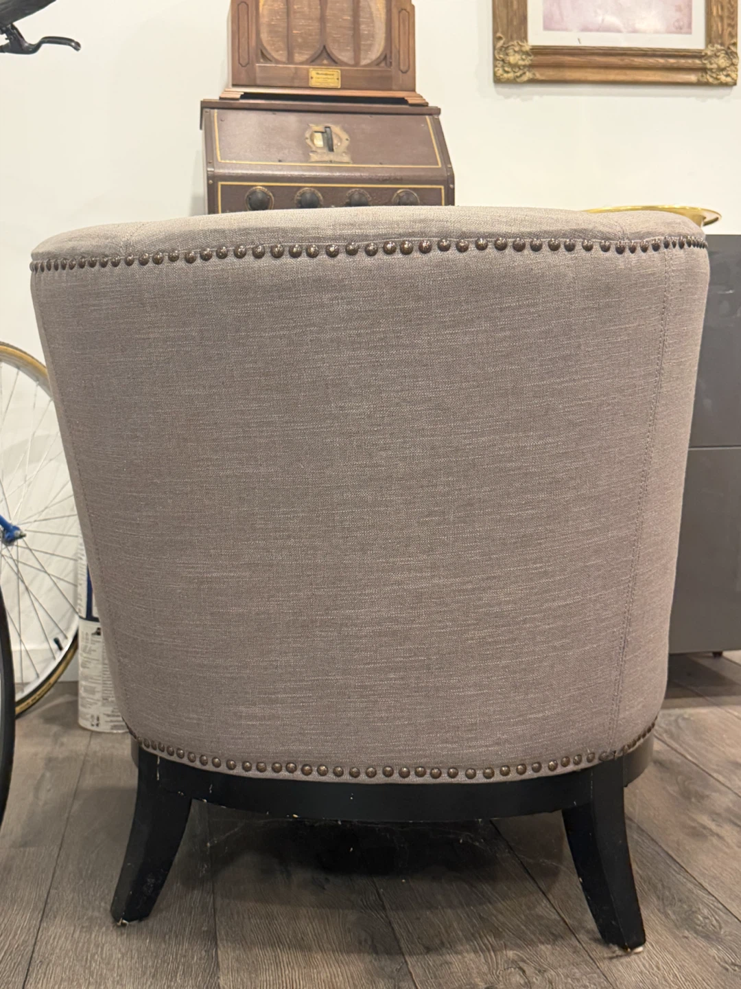 Upholstered chairs - photo 4