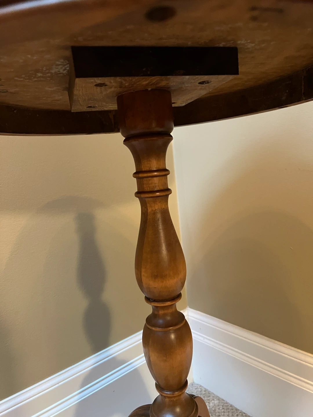 Solid Wood Vintage Pedestal Side/Accent Table - photo 5