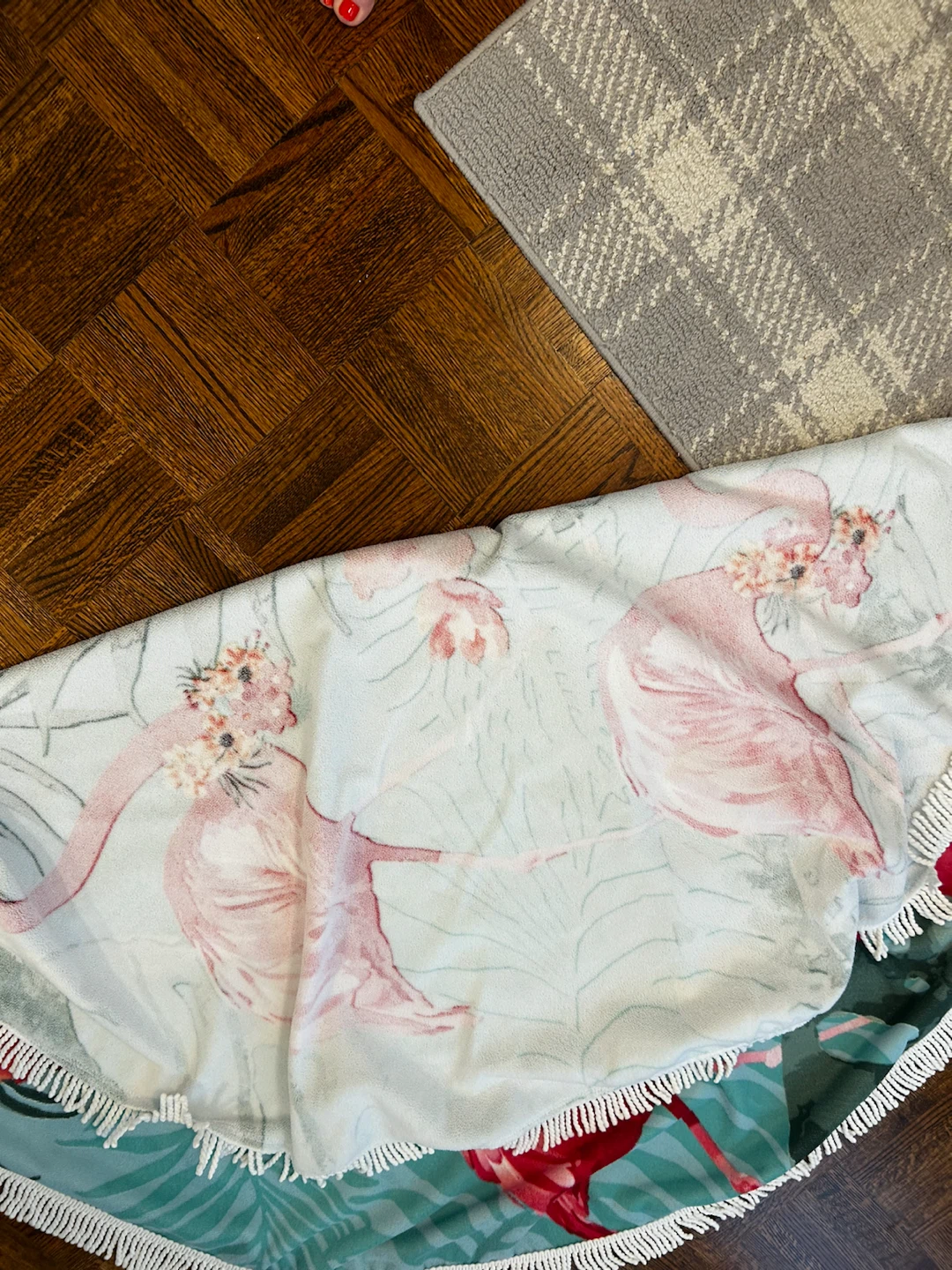 Round Beach Towel with Flamingo and Ballerina Design - photo 3