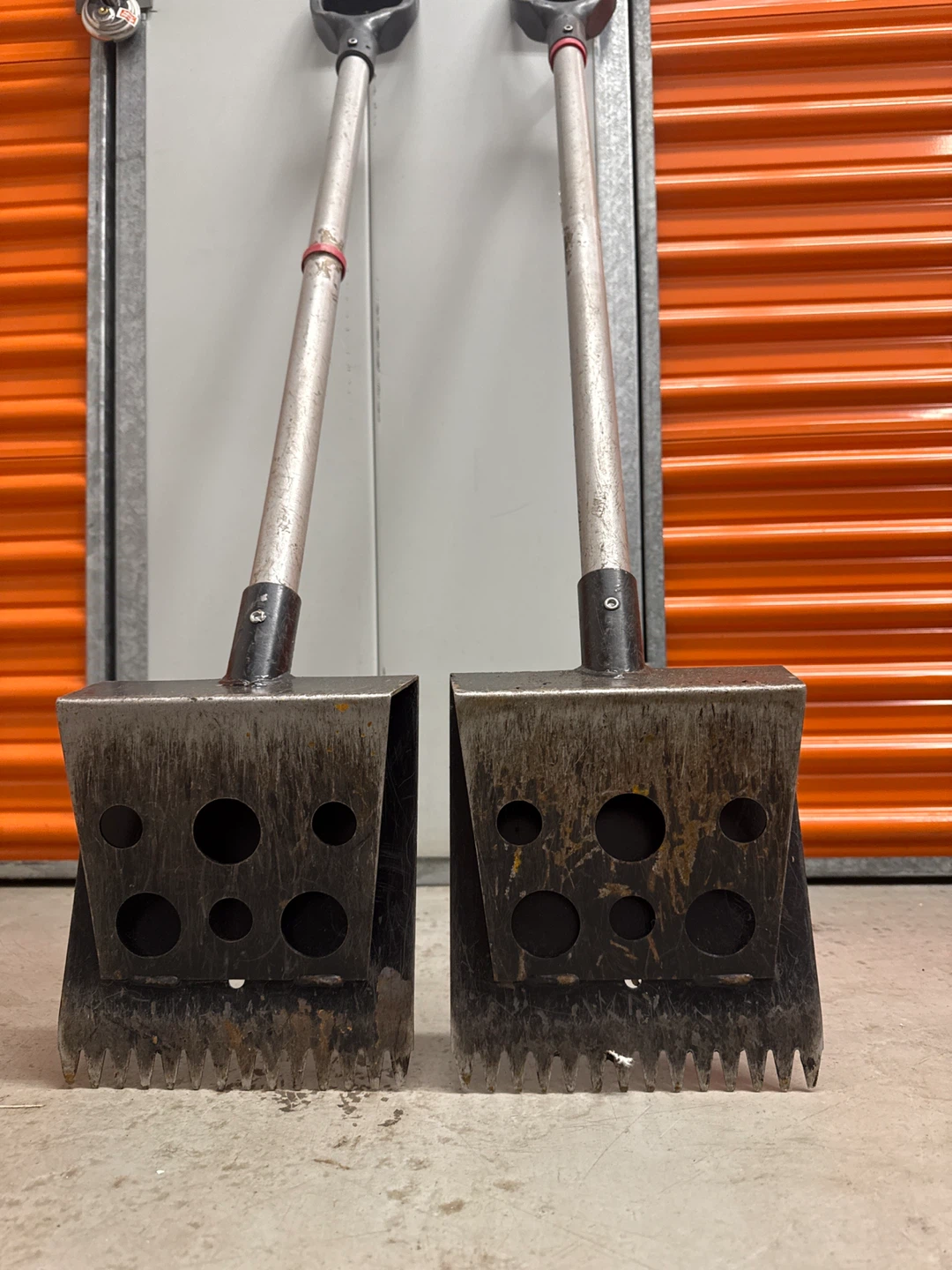Heavy Duty Set of 2 Garden Scoops/Edgers - photo 3