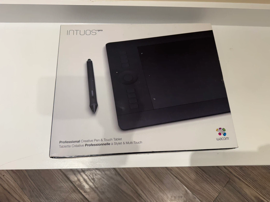 Wacom Intuos Pro Creative Pen & Touch Tablet