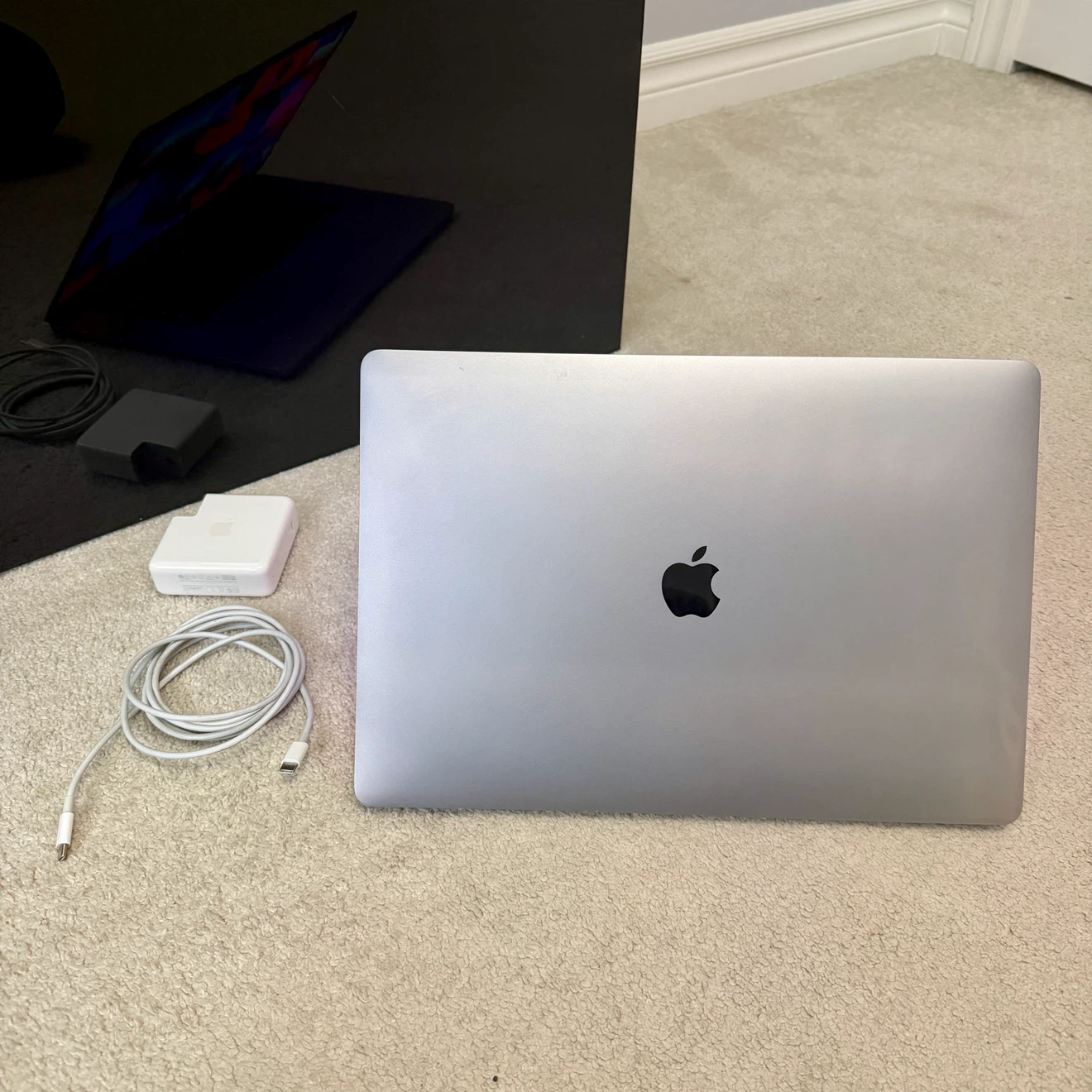 i9 / 1TB / Macbook Pro 2019, 16"/ 16GB RAM - photo 2