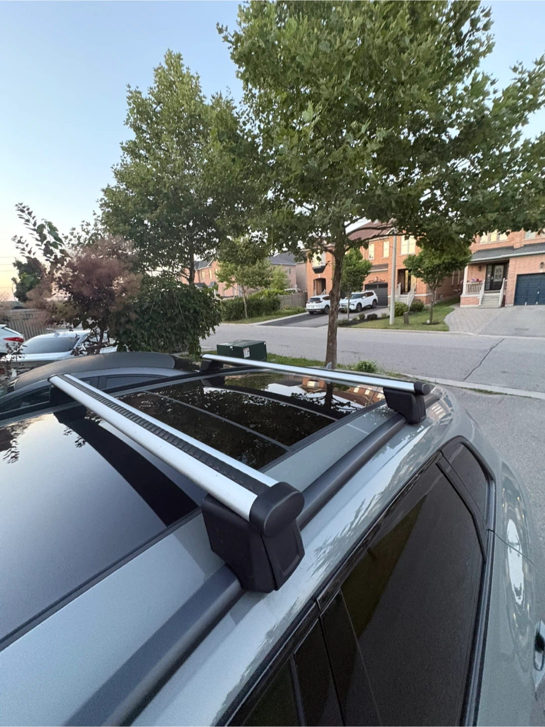Audi OEM Roof Rack for Audi Q5 in EXCELLENT CONDITION. - photo 2