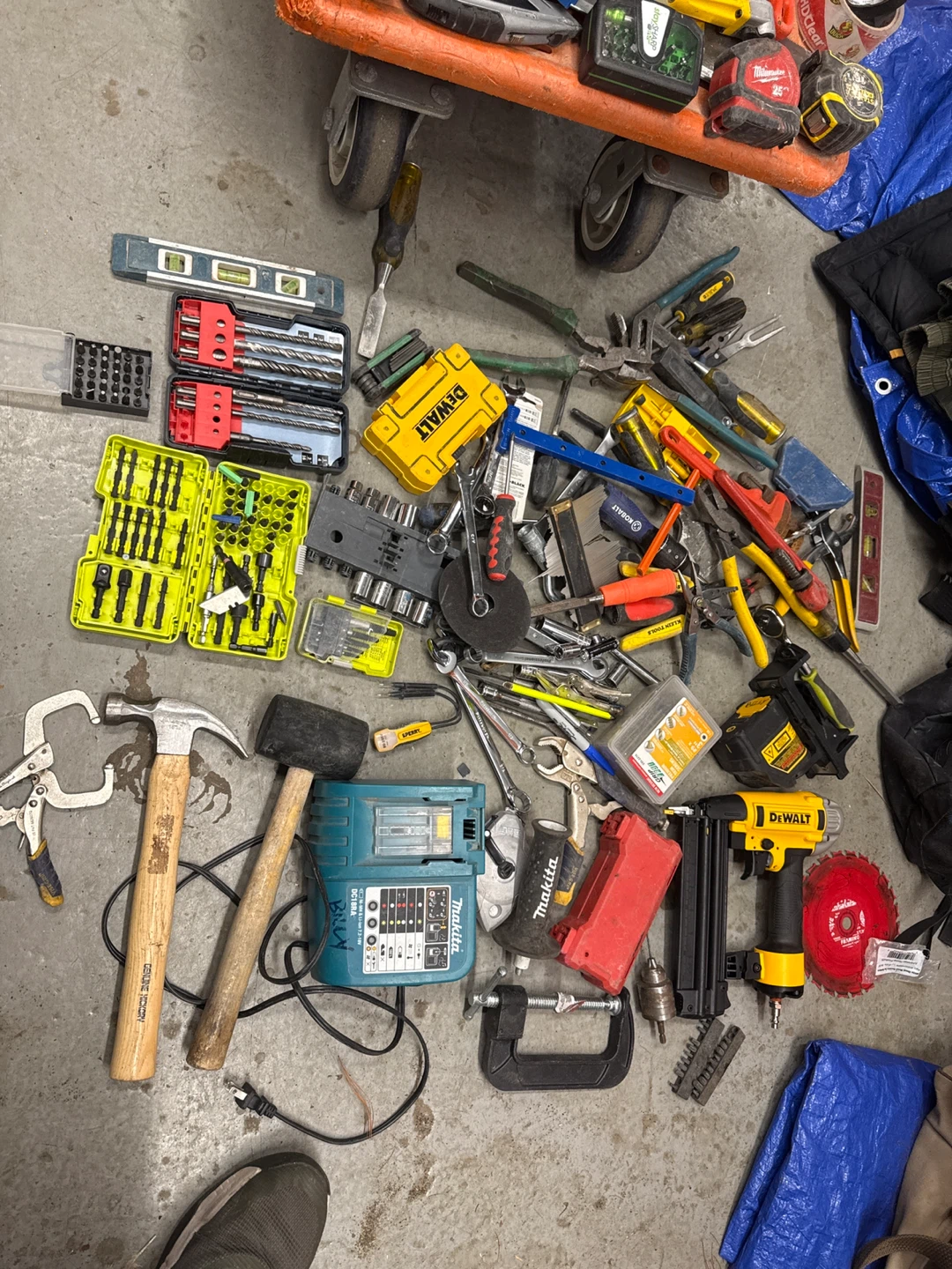Lots of tools LOT Assorted Power and Hand Tools - photo 3