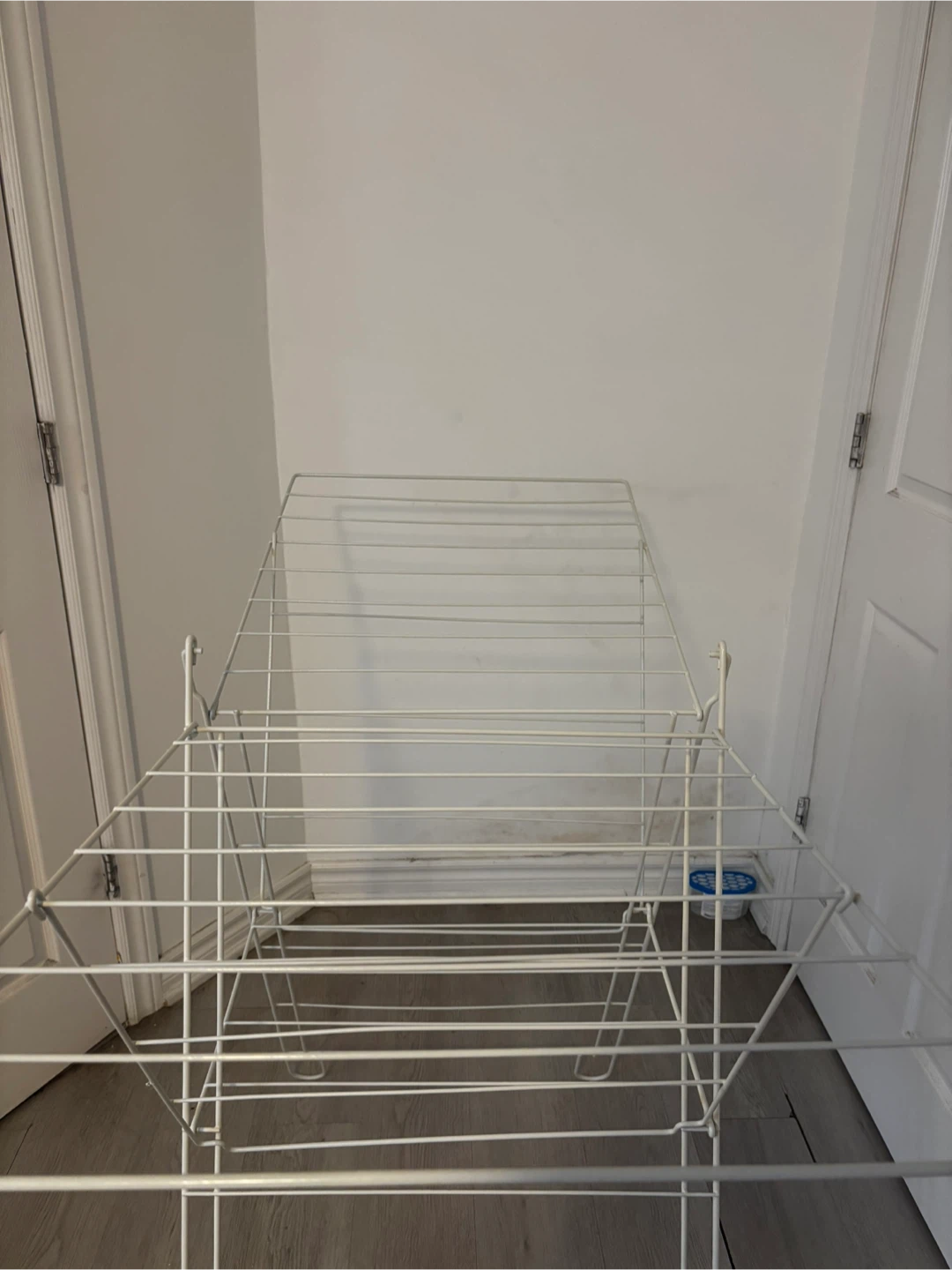White Collapsible Laundry Drying Rack - photo 5