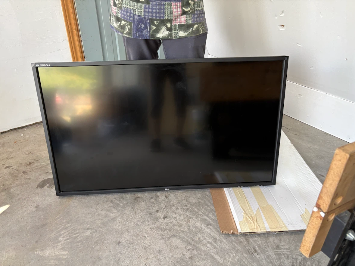 LG Monitor/TV