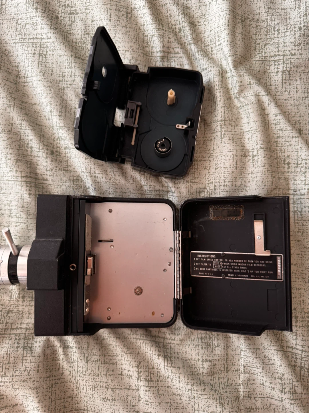 Bell & Howell Zoom Reflex Autoload 8mm Film Camera - photo 4