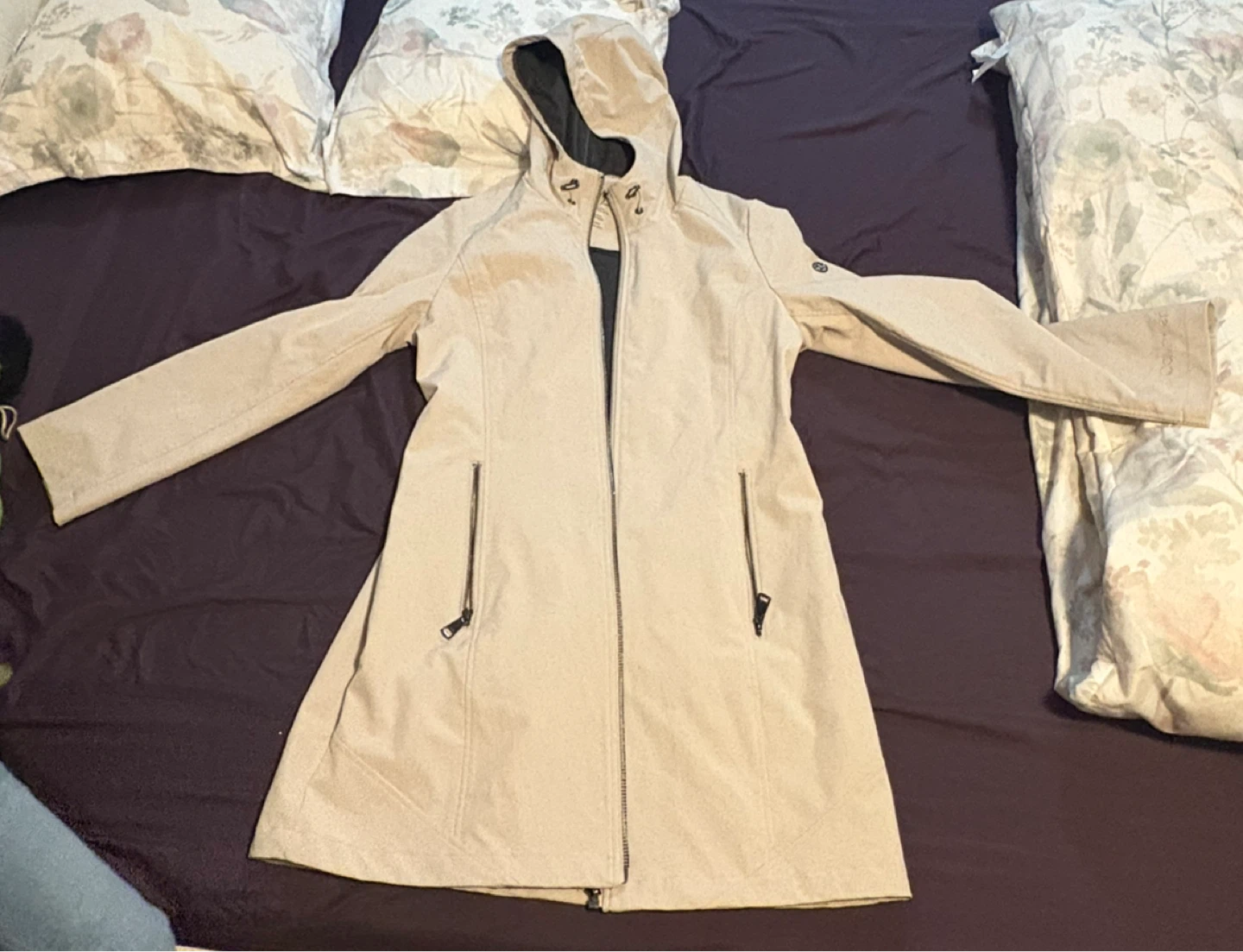 Calvin Klein Women's Beige Hooded Softshell Jacket