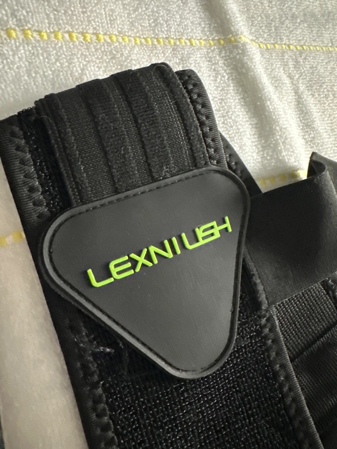 LEXNUSH Back Posture Corrector - photo 5