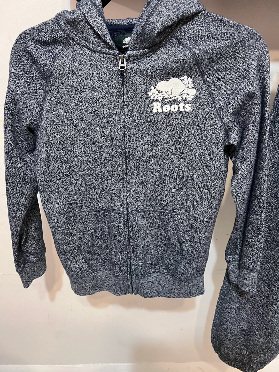 Roots Kids Matching Sweatsuit Set– Size 9–10 – Like New - photo 3